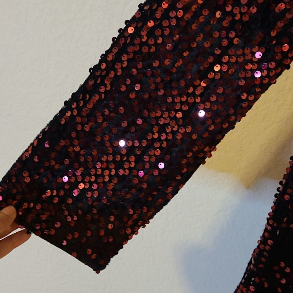 Mansha sequins dress in black with Burgundy sequins. 23.5" chest, 36.5 length. - Picture 9 of 9